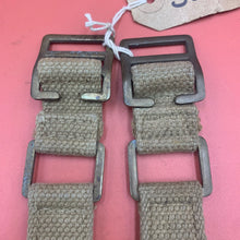 Charger l&#39;image dans la galerie, Original WW2 British Army 37 Pattern Webbing Brace Adaptors Pair
