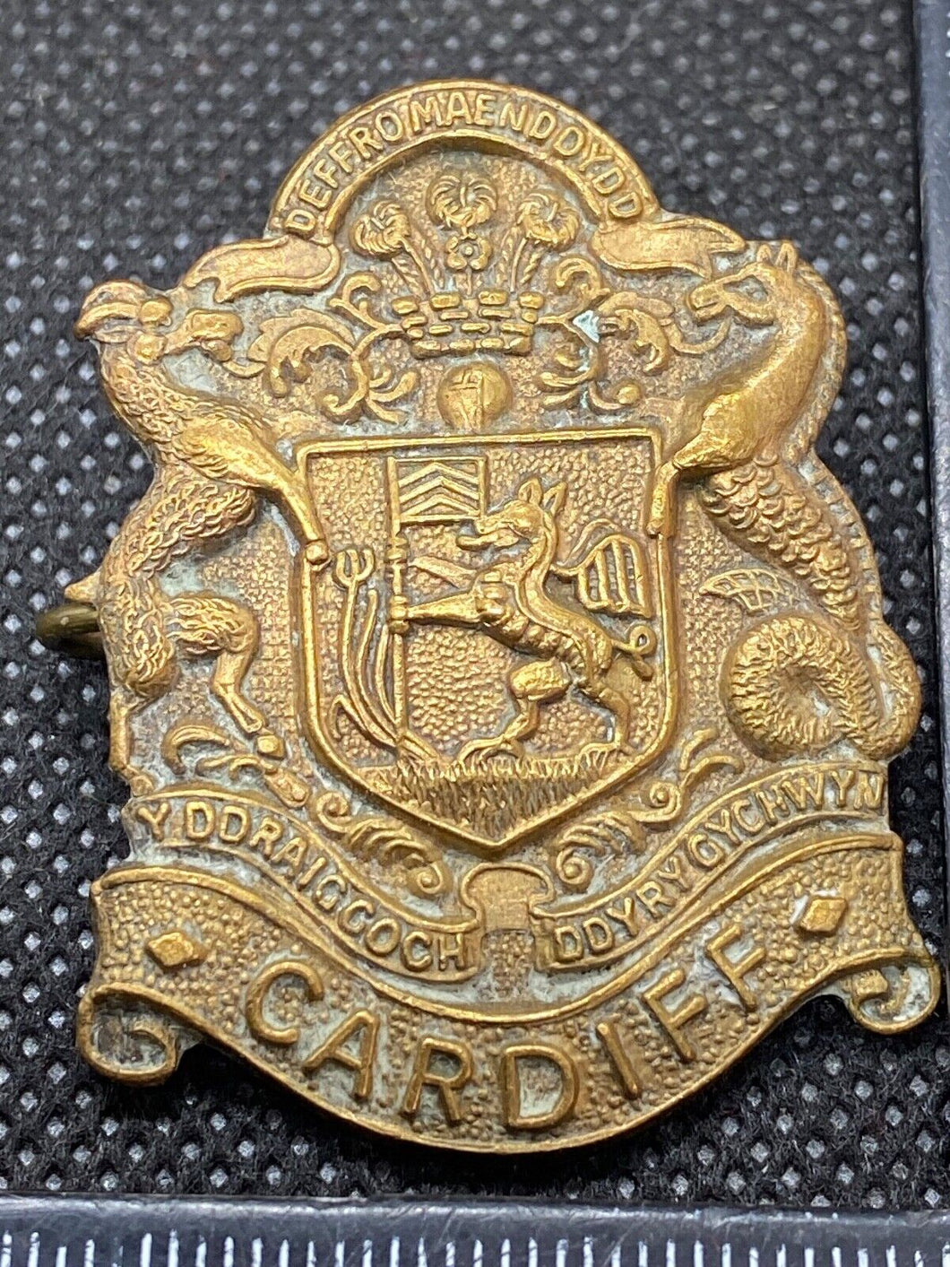 Original British Army 16th Battalion Welsh Regiment Cardiff Cap Badge