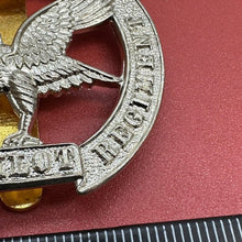 Charger l&#39;image dans la galerie, Genuine British Army / RAF Glider Pilot Regiment Cap Badge
