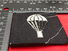 Load image into Gallery viewer, British Army Parachute Course Trained Paratrooper Bulb
