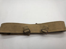 Charger l&#39;image dans la galerie, Original WW2 British Army 37 Pattern Soldiers Belt - Size Normal - 38&quot; Waist
