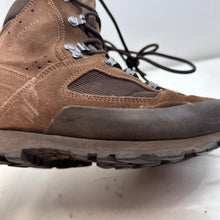 Load image into Gallery viewer, British Army Surplus Brown Leather Combat Boots - Iturri - Size UK 8 L - The Militaria Shop
