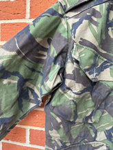 Load image into Gallery viewer, Genuine British Army DPM Camouflaged Combat Smock Jacket - Size 170/96
