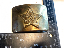 Load image into Gallery viewer, Original Post WW2 Soviet Brass Enlisted Man&#39;s Belt Buckle
