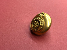 Load image into Gallery viewer, Original WW1 Shropshire Regiment British Army Uniform 16mm Button
