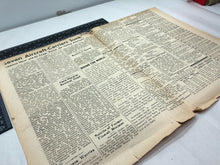 Lade das Bild in den Galerie-Viewer, Originales britisches Zeitungstrikot aus dem 2. Weltkrieg zur Besetzung der Kanalinseln – Oktober 1944 
