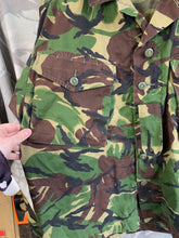 Charger l&#39;image dans la galerie, Genuine British Army DPM Lightweight Combat Jacket - Size 170/112
