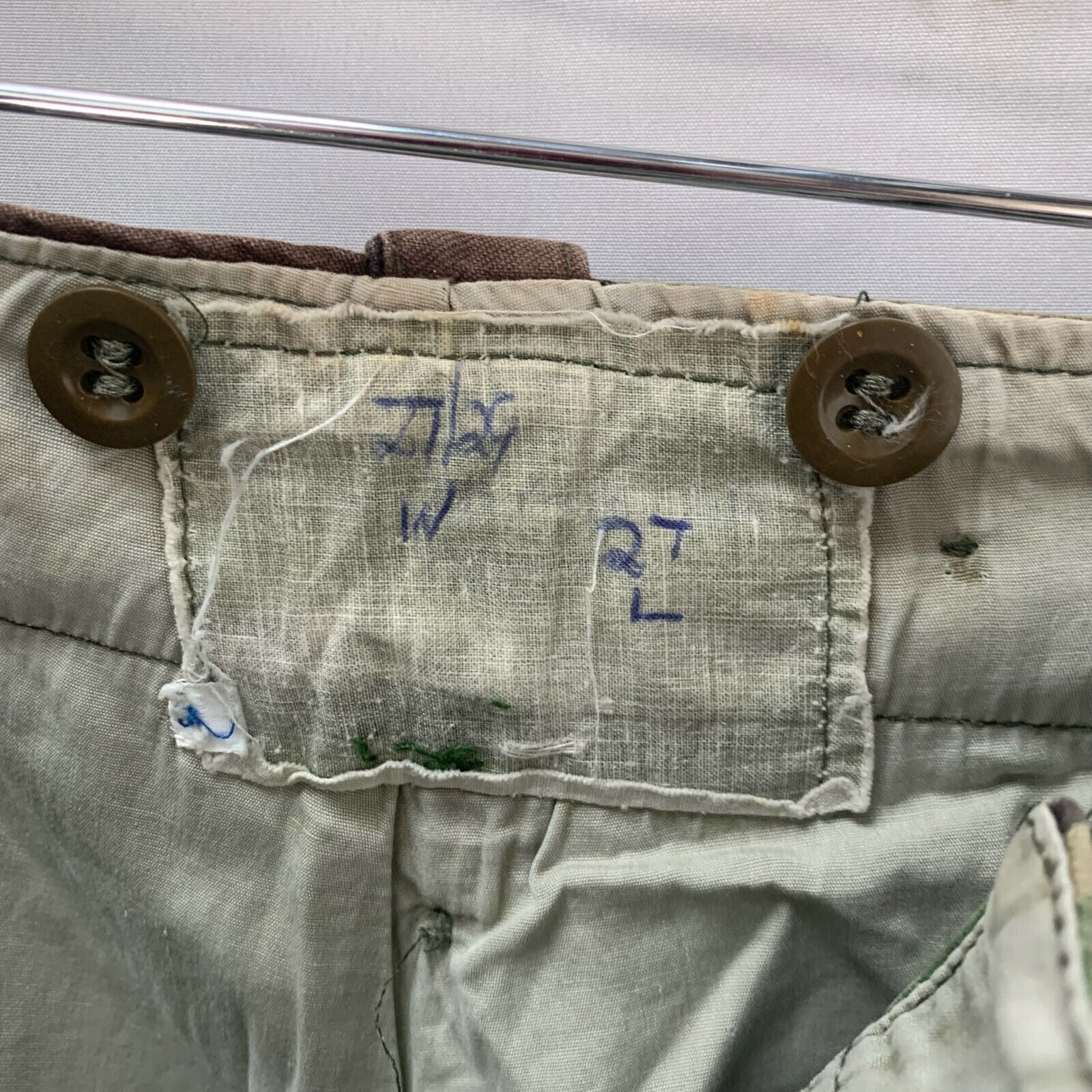 Genuine British Army 68 Pattern DPM Jungle Camouflaged Trousers - Size 28" Waist - The Militaria Shop