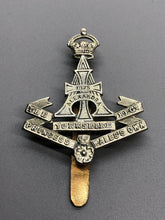 Lade das Bild in den Galerie-Viewer, Original British Army WW2 Princess of Wales&#39;s Own Yorkshire Regiment Cap Badge
