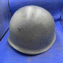 Charger l&#39;image dans la galerie, US Army M1 Helmet Style M1 Euroclone Helmet - WW2 Reenactment / Repainting
