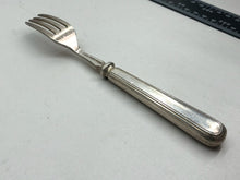 Lade das Bild in den Galerie-Viewer, Original WW2 British Army Royal Artillery Officers Mess Cutlery Fork
