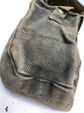 Load image into Gallery viewer, Original WW2 Canadian Army 37 Pattern Bren Pouch - Used Condition
