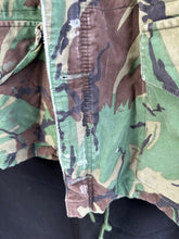 Load image into Gallery viewer, Original British Army 1968 68 Pattern DPM Combat Jacket Smock - 40&quot; Chest
