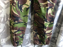 Load image into Gallery viewer, Vintage British Army DPM Lightweight Combat Trousers - Size 85/84/100
