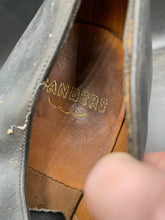 Load image into Gallery viewer, Genuine British Army Black Leather Dress Shoes - Size UK 8 M - The Militaria Shop

