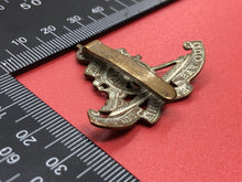 Load image into Gallery viewer, Original WW2 British Army Royal Artillery Beret / Cap Badge
