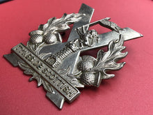 Charger l&#39;image dans la galerie, Genuine British Army Tyneside Scottish Regiment Cap Badge
