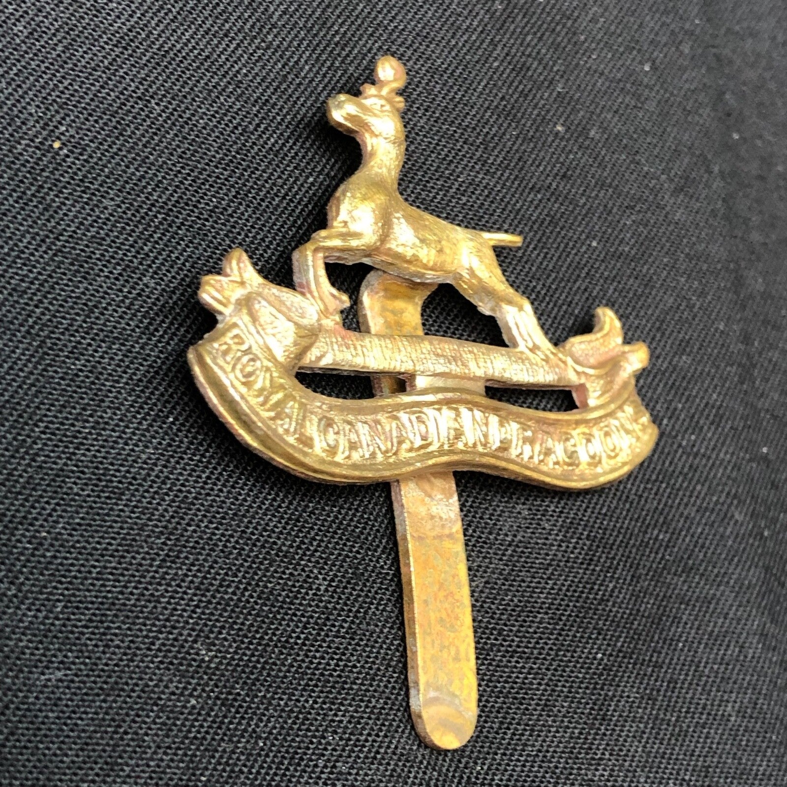 Original British Army WW1 / WW2 Royal Canadian Dragoons Cap Badge - The Militaria Shop