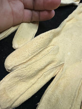 Charger l&#39;image dans la galerie, Original RAF Royal Air Force Chamois Inner Flying Gloves - WW2 Pattern
