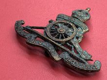 Load image into Gallery viewer, Original WW1 British Army Warwickshire Royal Horse Artillery Cap Badge
