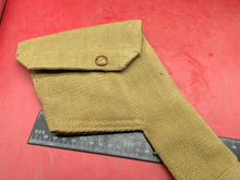 Charger l&#39;image dans la galerie, Original WW2 British Army 37 Pattern Holster in Very Clean Condition - 1941 Date
