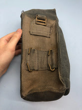 Lade das Bild in den Galerie-Viewer, Original WW2 British RAF 37 Pattern Webbing Bren / Universal Pouch Wartime Dated
