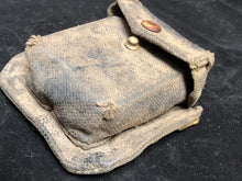 Charger l&#39;image dans la galerie, Original WW2 British Army 37 Pattern Compass Carrying Pouch
