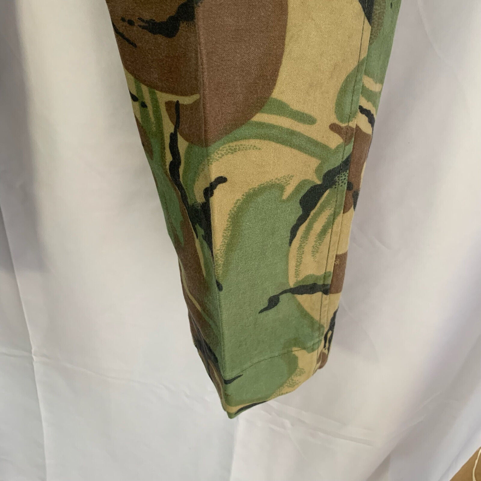 Genuine British Army 68 Pattern DPM Jungle Camouflaged Trousers - Size 29" Waist - The Militaria Shop