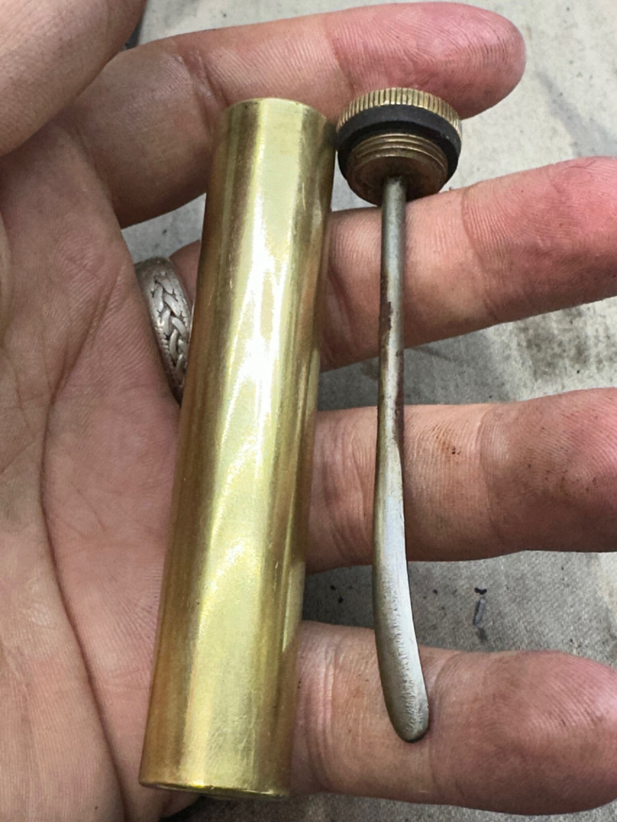 Original WW1 British Army SMLE Enfield Brass Oil Bottle - EFD - The Militaria Shop