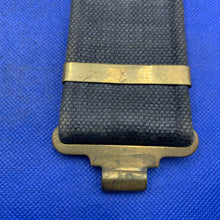 Lade das Bild in den Galerie-Viewer, WW2 British Army / RAF 37 Pattern Combat Belt - Used Original - 40&quot; Waist
