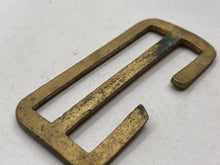 Charger l&#39;image dans la galerie, Original WW2 British Army Small Pack / Large Pack Strap Brass Buckle
