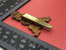 Load image into Gallery viewer, Original WW2 British Army Labour Corps Cap Badge
