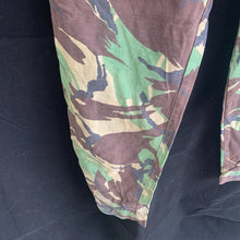 Load image into Gallery viewer, Genuine British Army DPM Combat Trousers - Size 82/80/96
