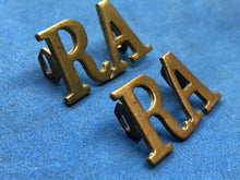 Load image into Gallery viewer, Original WW1 / WW2 British Army Royal Artillery RA Brass Shoulder Titles Pair
