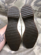 Genuine British Army Women's White Summer Shoes - WW2 Pattern - Size UK 6M - The Militaria Shop