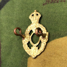Charger l&#39;image dans la galerie, Original British Army WW2 Collar Badge - REME Electrical Mechanical Engineers - The Militaria Shop
