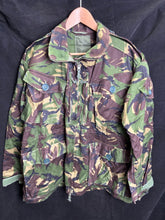 Load image into Gallery viewer, Surplus British Army Woodland DPM Smock Combat Jacket -Size 170/112 - The Militaria Shop
