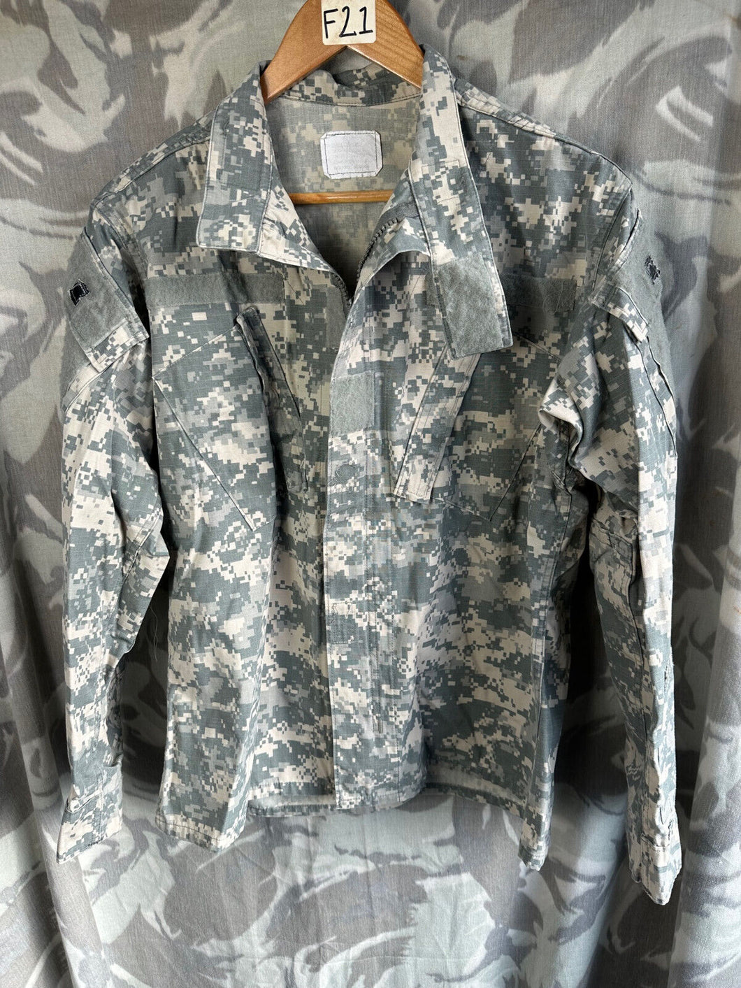 Vintage US Army Combat Uniform Tactical Digital Camouflage Jacket - Small / Long