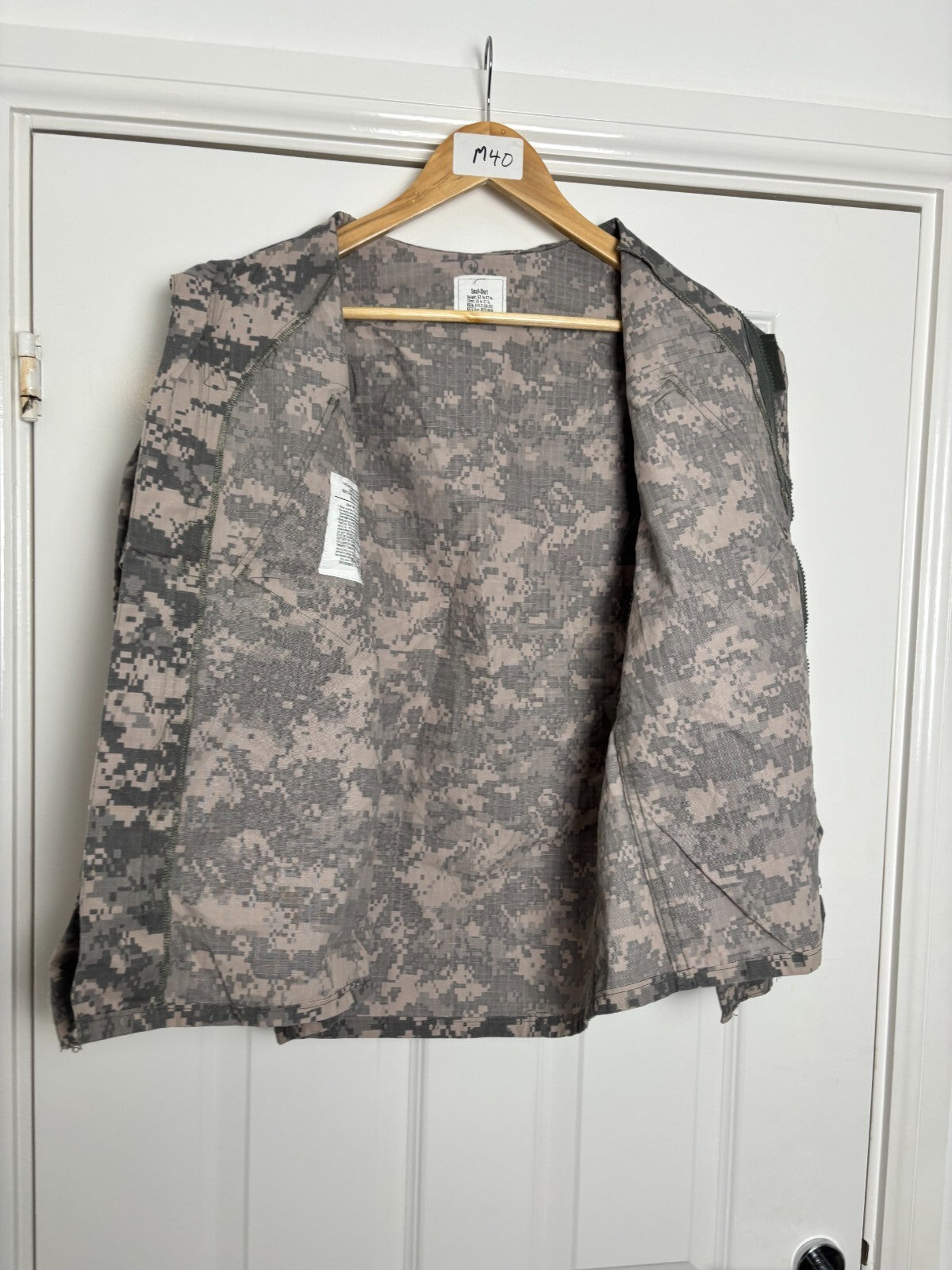 Surplus US Army ACU Combat Uniform Jacket -Size Small-Short - The Militaria Shop