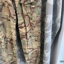 Lade das Bild in den Galerie-Viewer, Genuine British Army MTP Camouflaged Warm Weather Combat Trousers - 80/80/96
