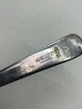 Lade das Bild in den Galerie-Viewer, Original British Army Officers Mess Spoon - Vietnam War - 1965 Dated
