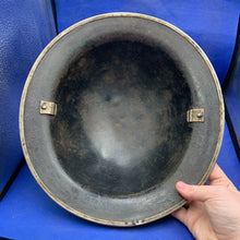 Charger l&#39;image dans la galerie, Original British Army Mk2 Combat Helmet - Untouched WW2 Example
