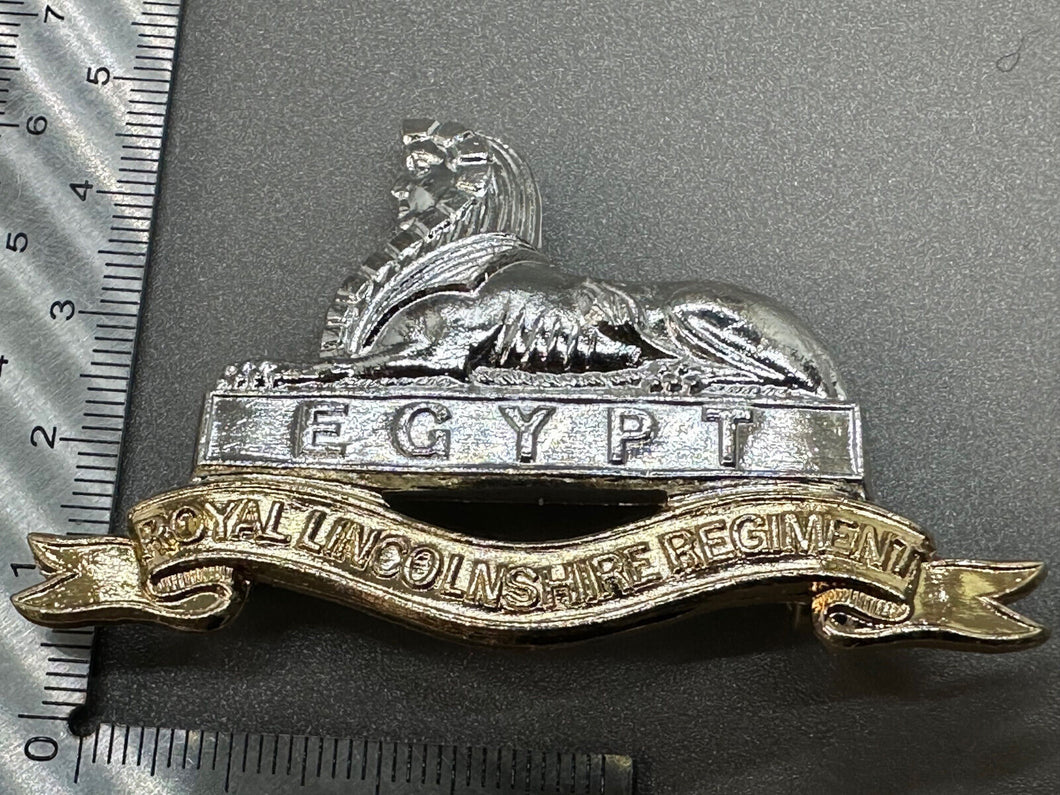 Royal Lincolnshire Regiment - Genuine British Army Cap Badge