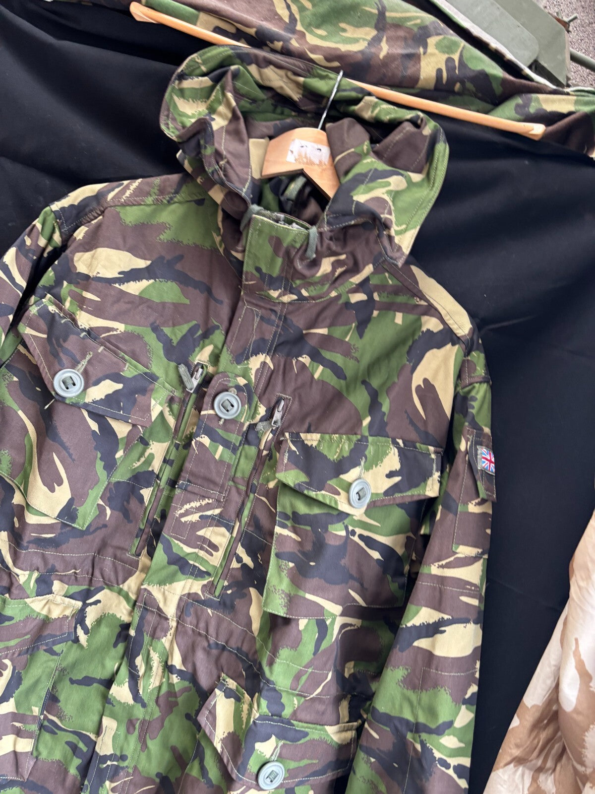 British Army DPM Camouflaged jacket Smock Windproof -Size 160/96 - The Militaria Shop