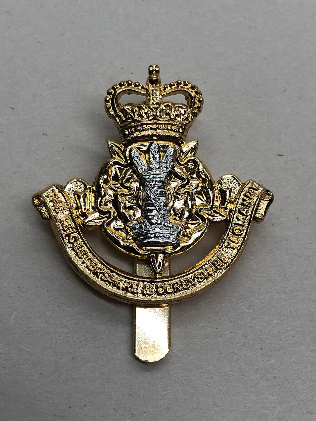 Genuine British Army Cap Badge - Leicestershire & Derbyshire Yeomanry