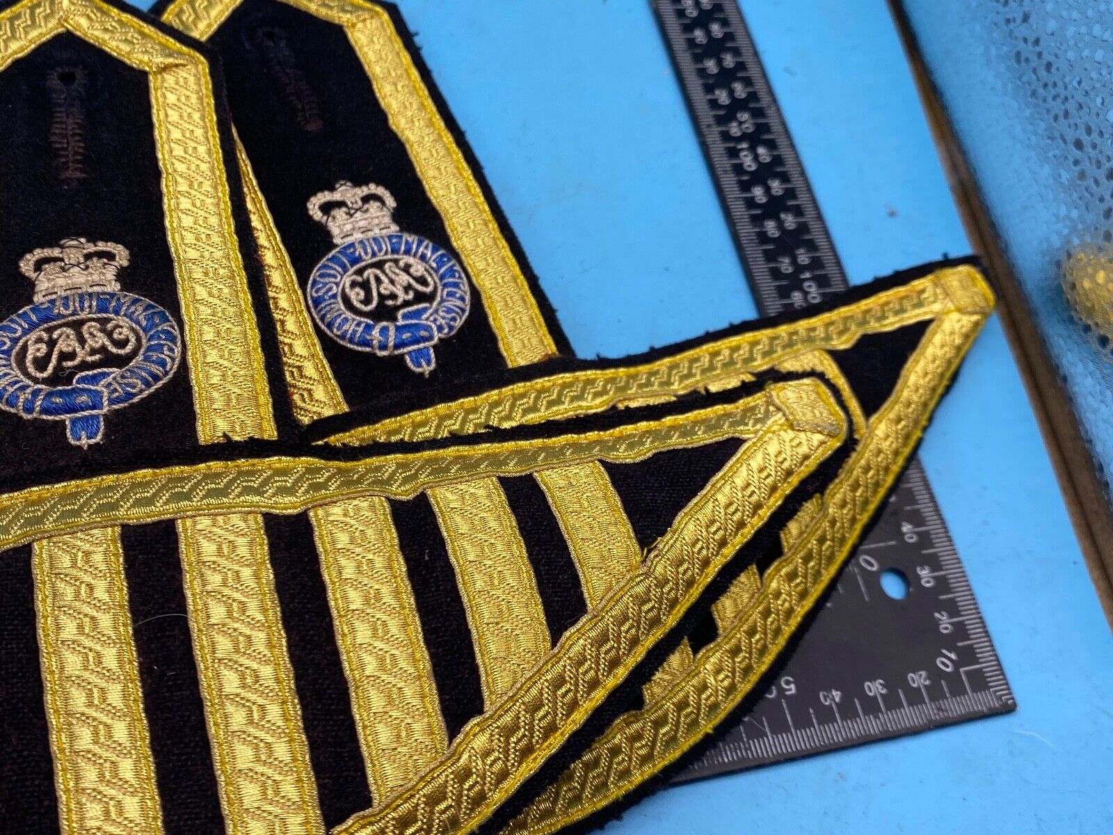 Pair of Original British Army Grenadier Guards Bandsman's Epaulettes / Wings - The Militaria Shop