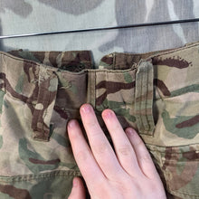 Lade das Bild in den Galerie-Viewer, Genuine British Army MTP Camouflaged Warm Weather Combat Trousers - 80/80/96
