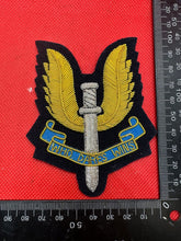 Lade das Bild in den Galerie-Viewer, British Army Bullion Embroidered Blazer Badge - SAS - Special Air Service
