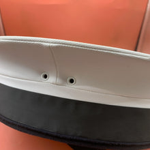 Lade das Bild in den Galerie-Viewer, Image #8
