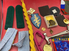 Load image into Gallery viewer, Mixed Group of Militaria - Badges, Epaulettes etc
